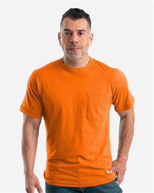 Men's Lightweight Performance Pocket T-Shirt - BSM38