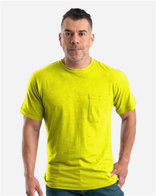 Men's Lightweight Performance Pocket T-Shirt - BSM38