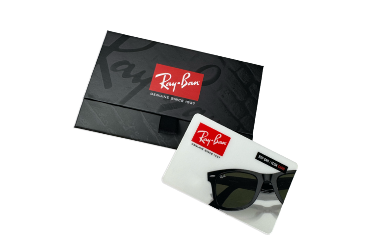 Physical - Ray-Ban Icon Card