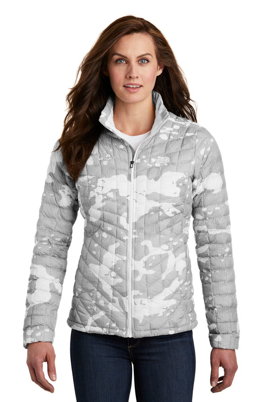 Front View of TNF White WChp The North Face Women's ThermoBall Trekker Jacket. NF0A3LHK - S