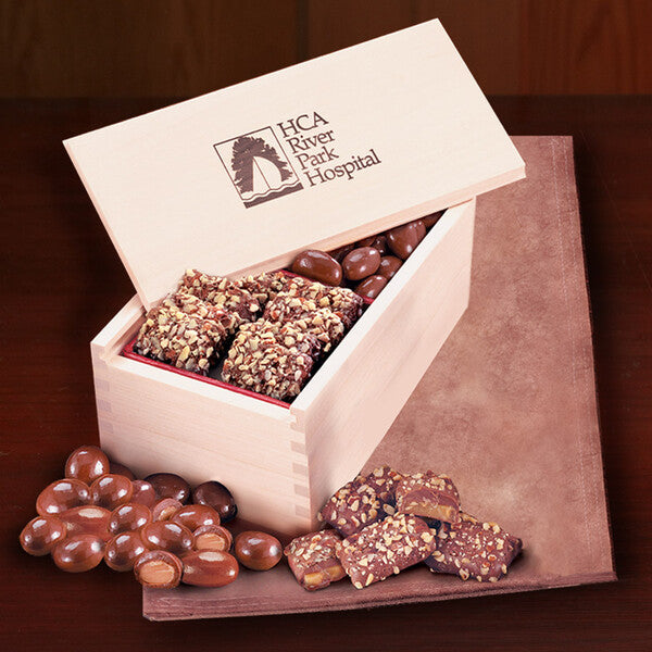 English Toffee & Chocolate Almonds in Wooden Collector's Box