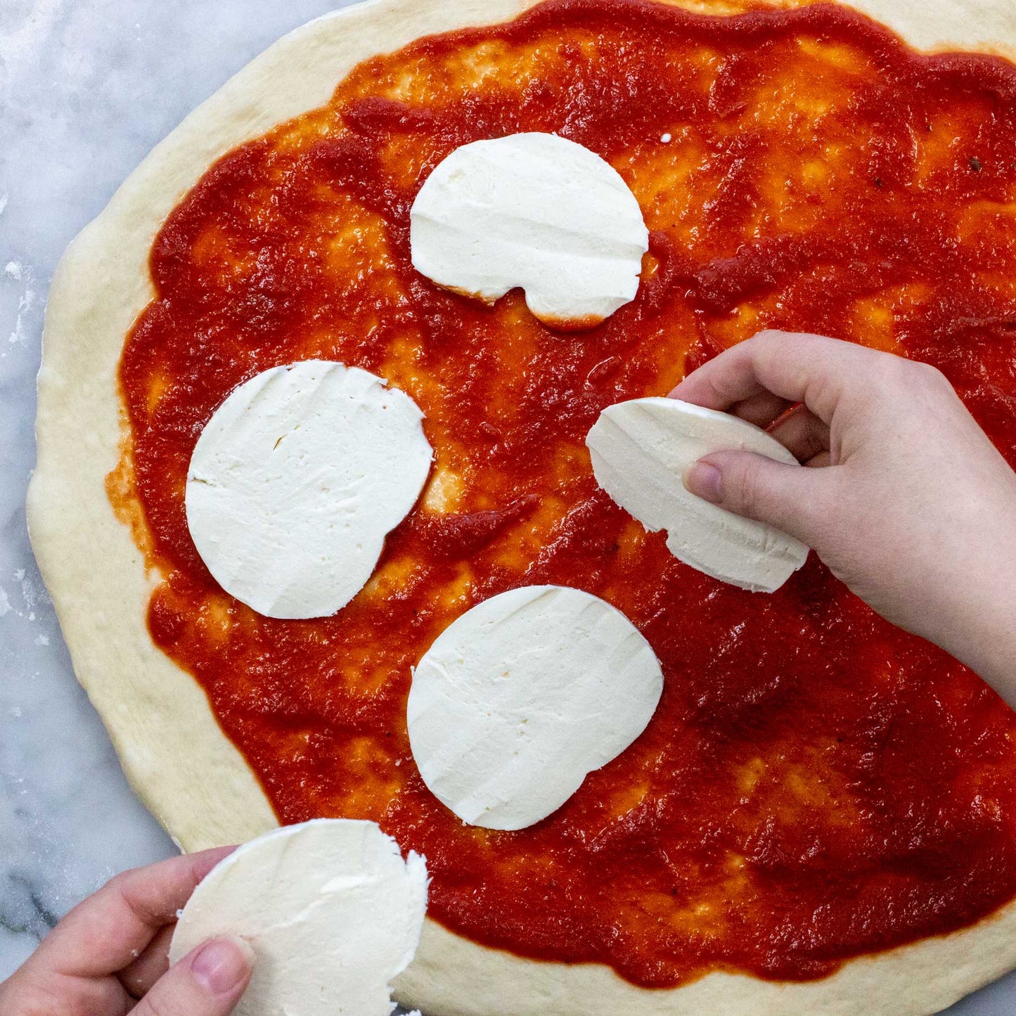 Wood FarmSteady Margherita Pizza DIY & Board Gift Set