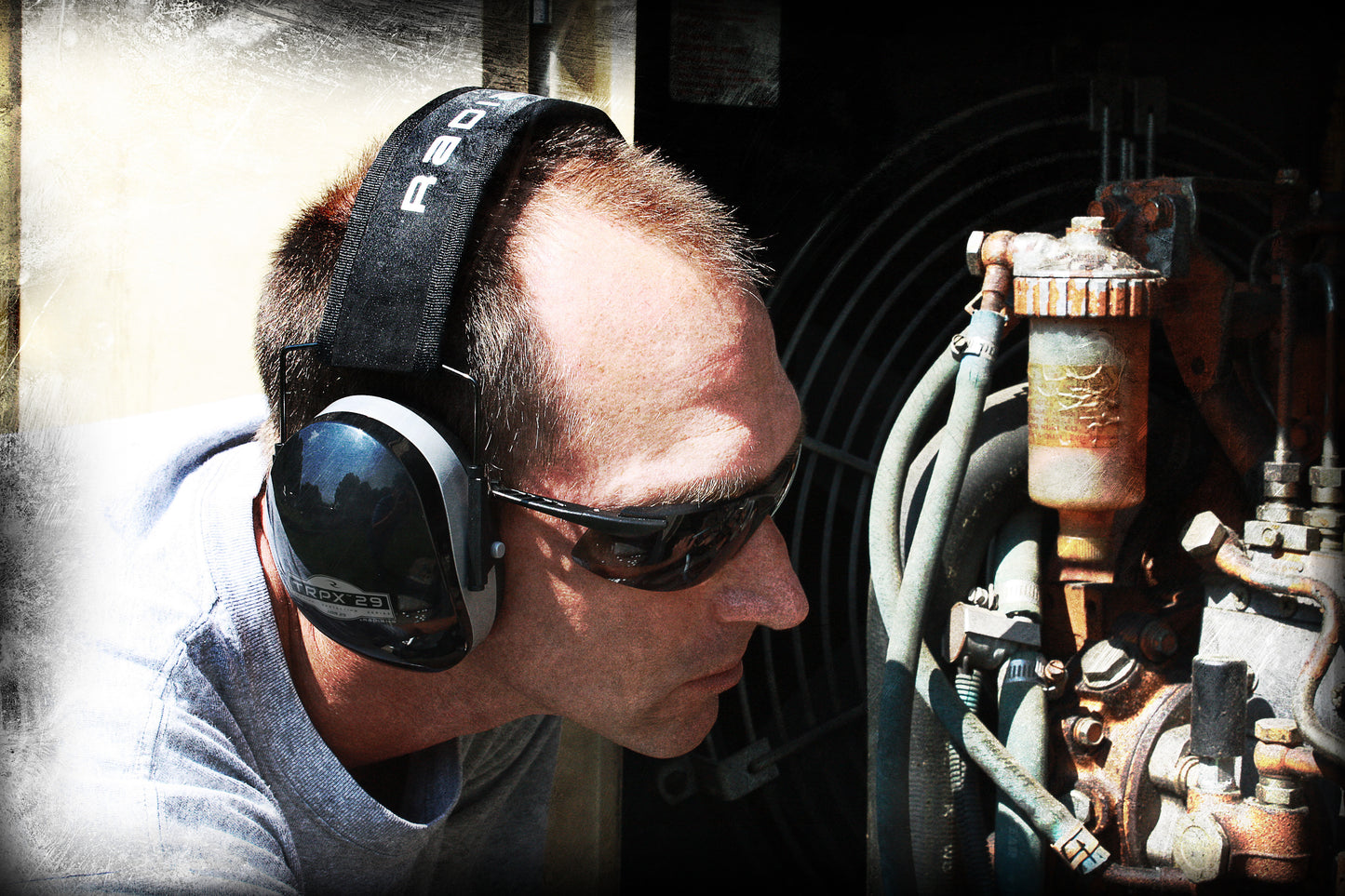 TRPX™ 29 Earmuff - Black & Gray
