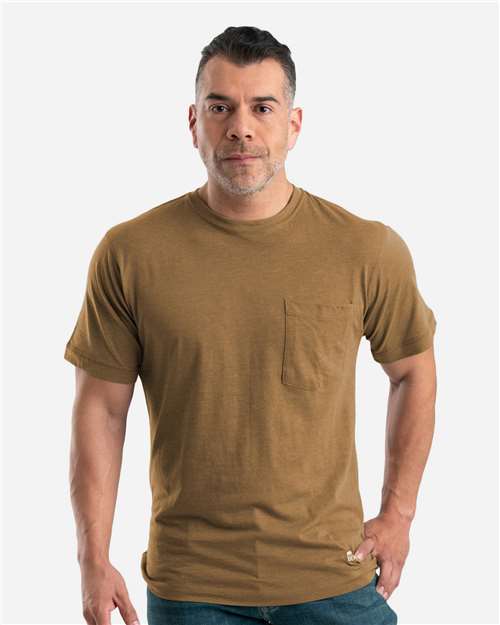 Men's Lightweight Performance Pocket T-Shirt - BSM38