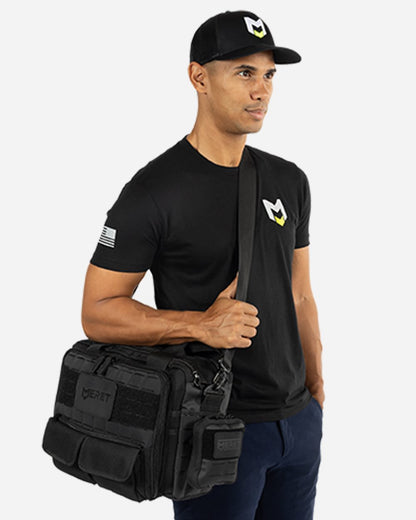 Commander 15L Black Shoulder Bag - C15