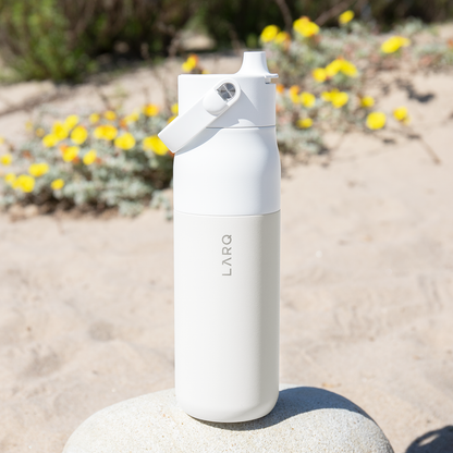 obsidian black 23 oz larq swig top