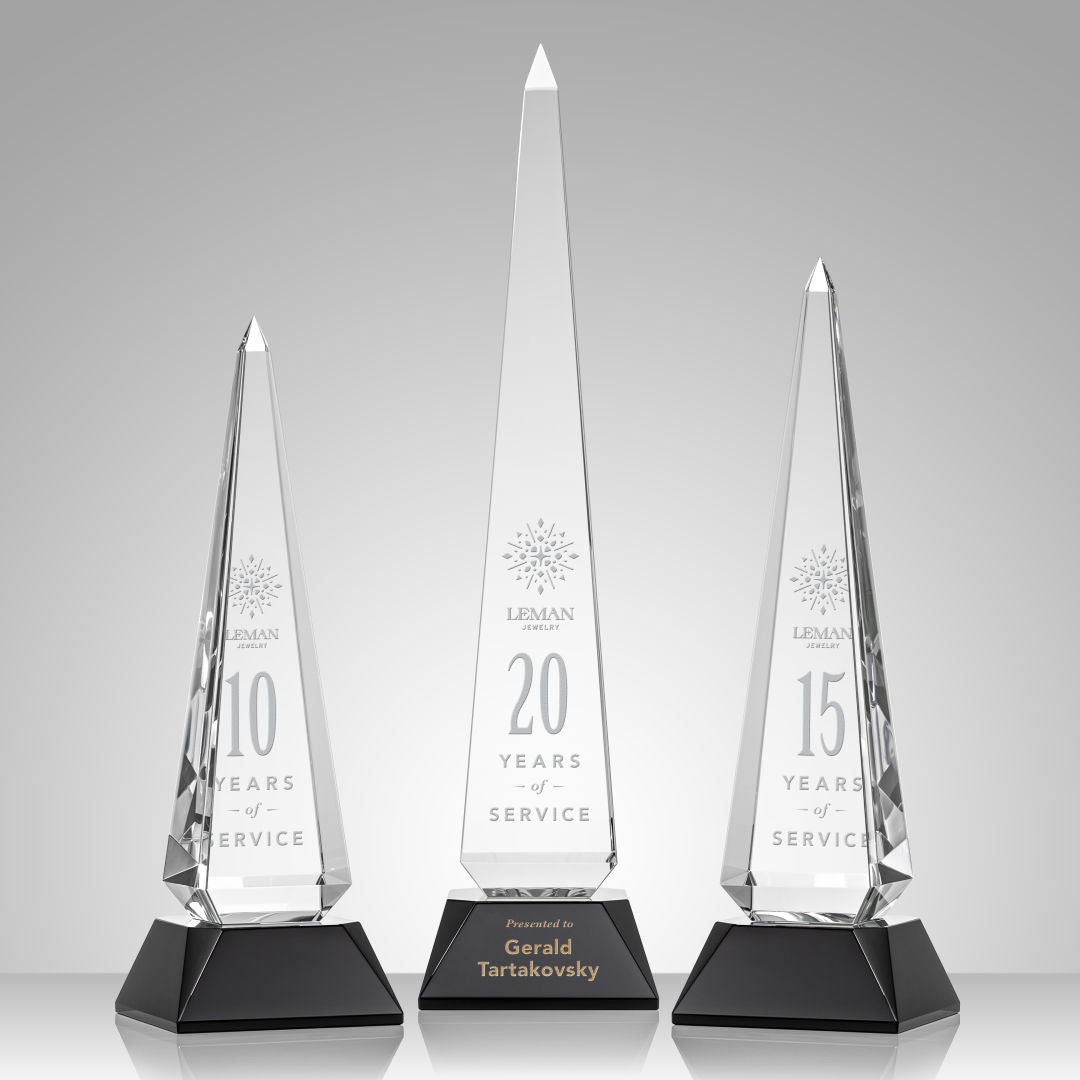 Helmsley Obelisk - Black