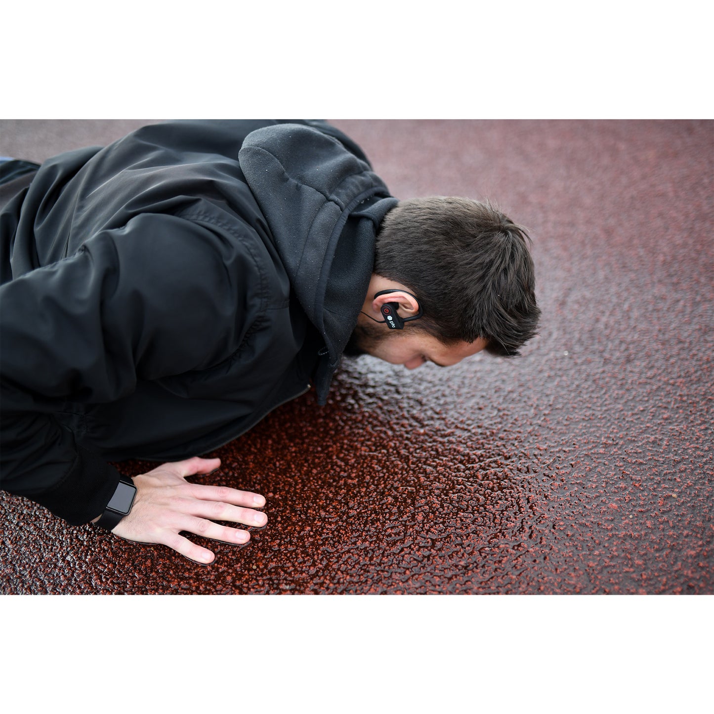 Black Arcos Bluetooth Earbuds