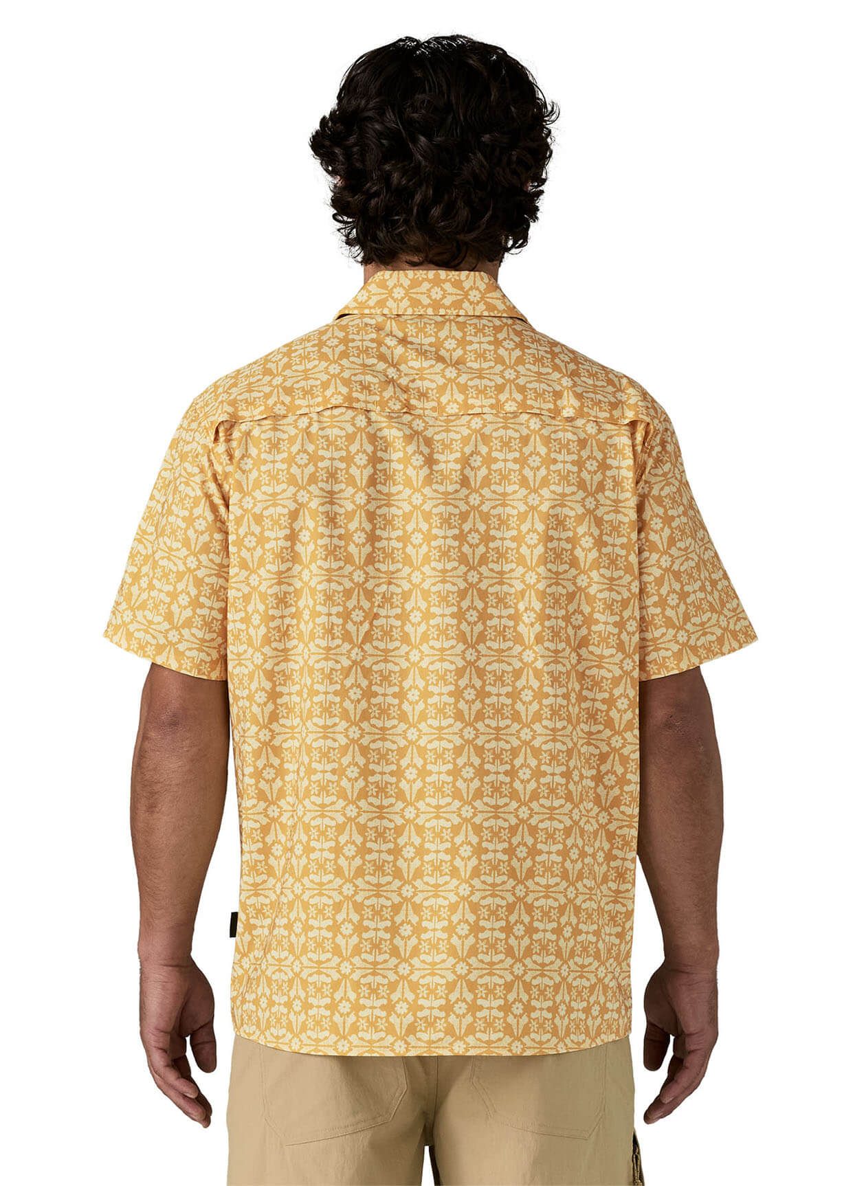 Patagonia Men's Self Guided Short-Sleeve Sun Shirt - Marmot Field: Beeswax Tan - XS