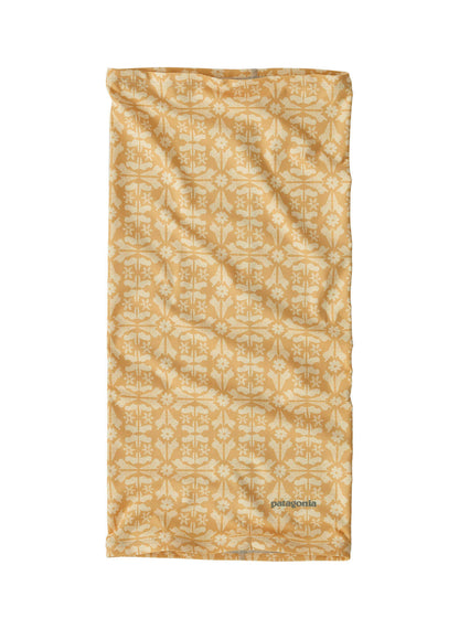 Patagonia Men's Self Guided Short-Sleeve Sun Shirt - Marmot Field: Beeswax Tan - XS