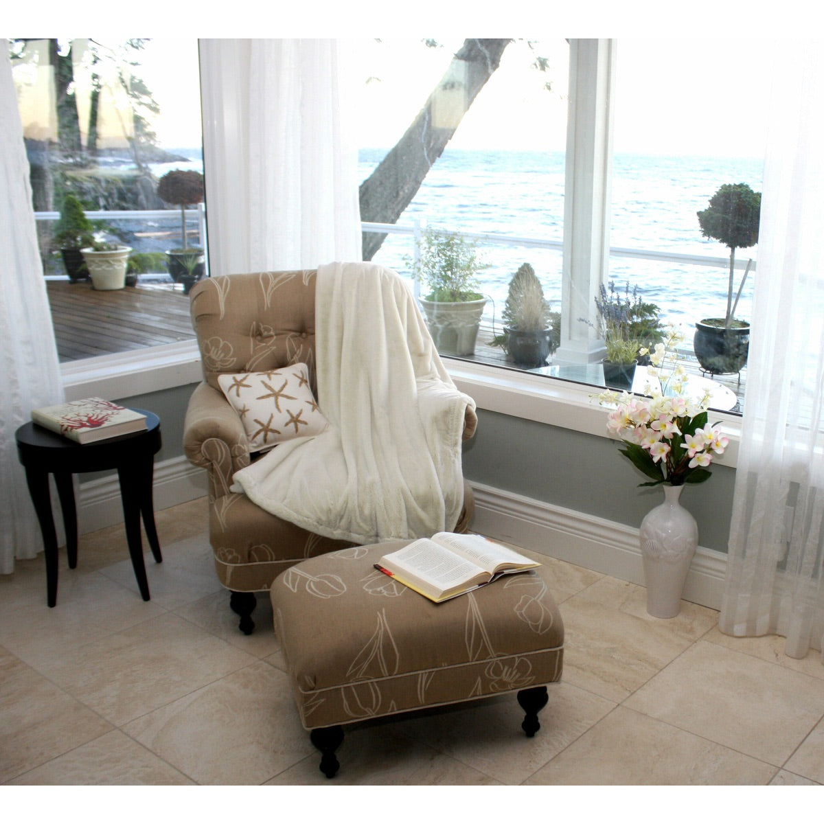 Opulence Throw