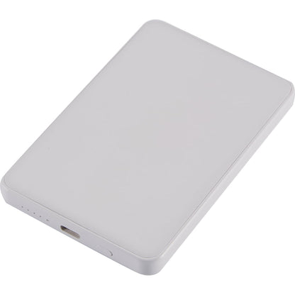 Front View of White MI Power 5000 mAh MagClick™ 15W Wireless Power Ban