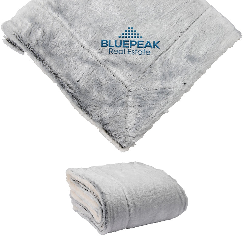 N/A Charleston 50" x 60" Faux Fur Throw