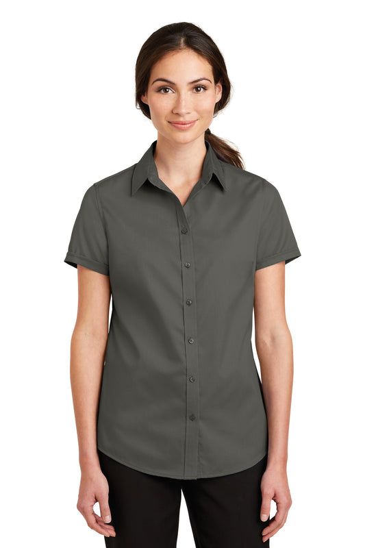 SanMar L664_sterlinggrey_model_front_052016.jpg