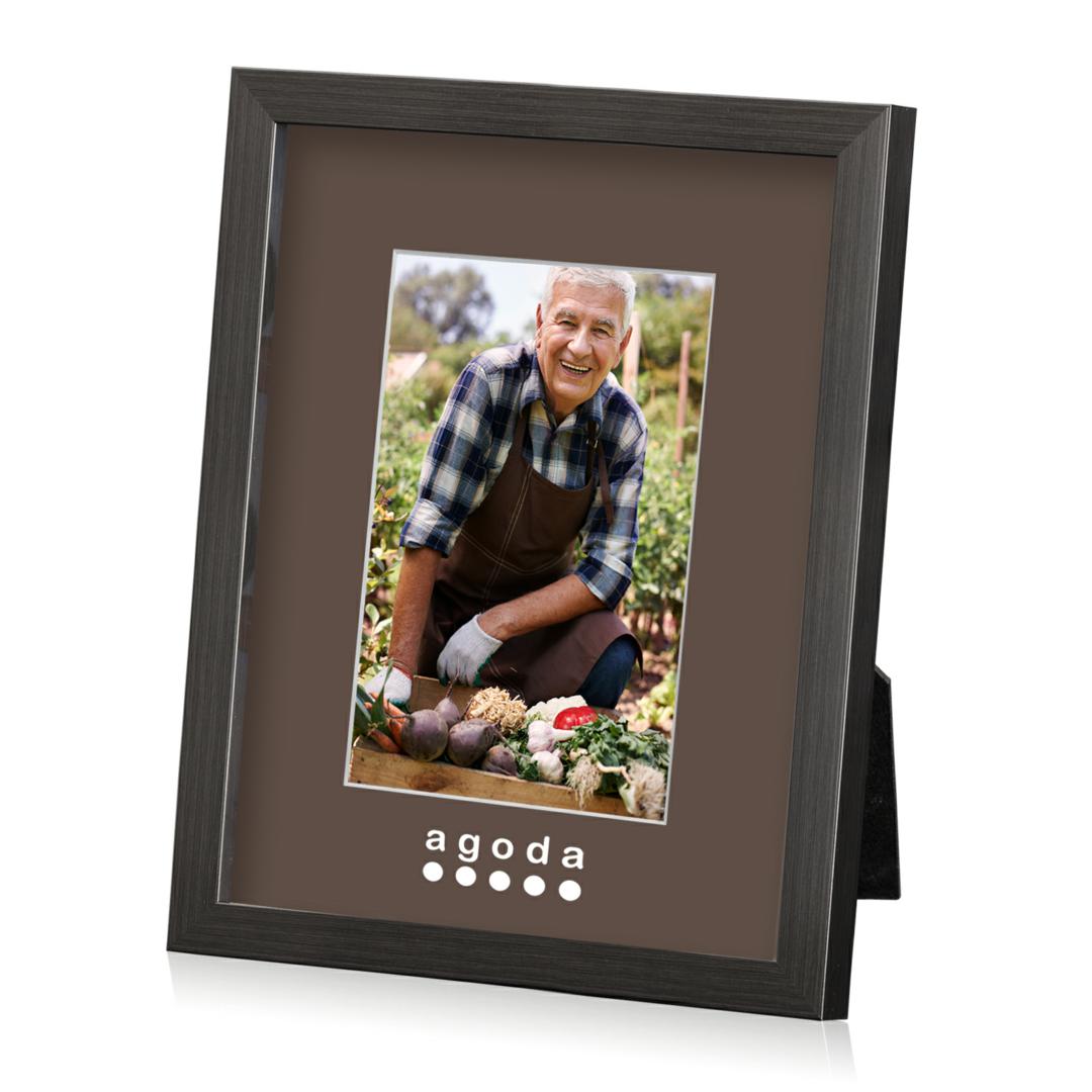 Luton Frame