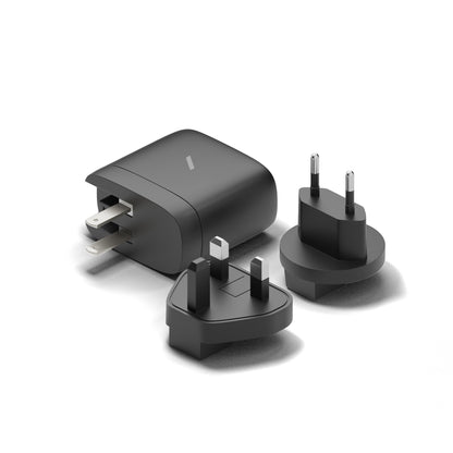 Black Native Union International Fast GaN Charger PD 67W (3 ports)