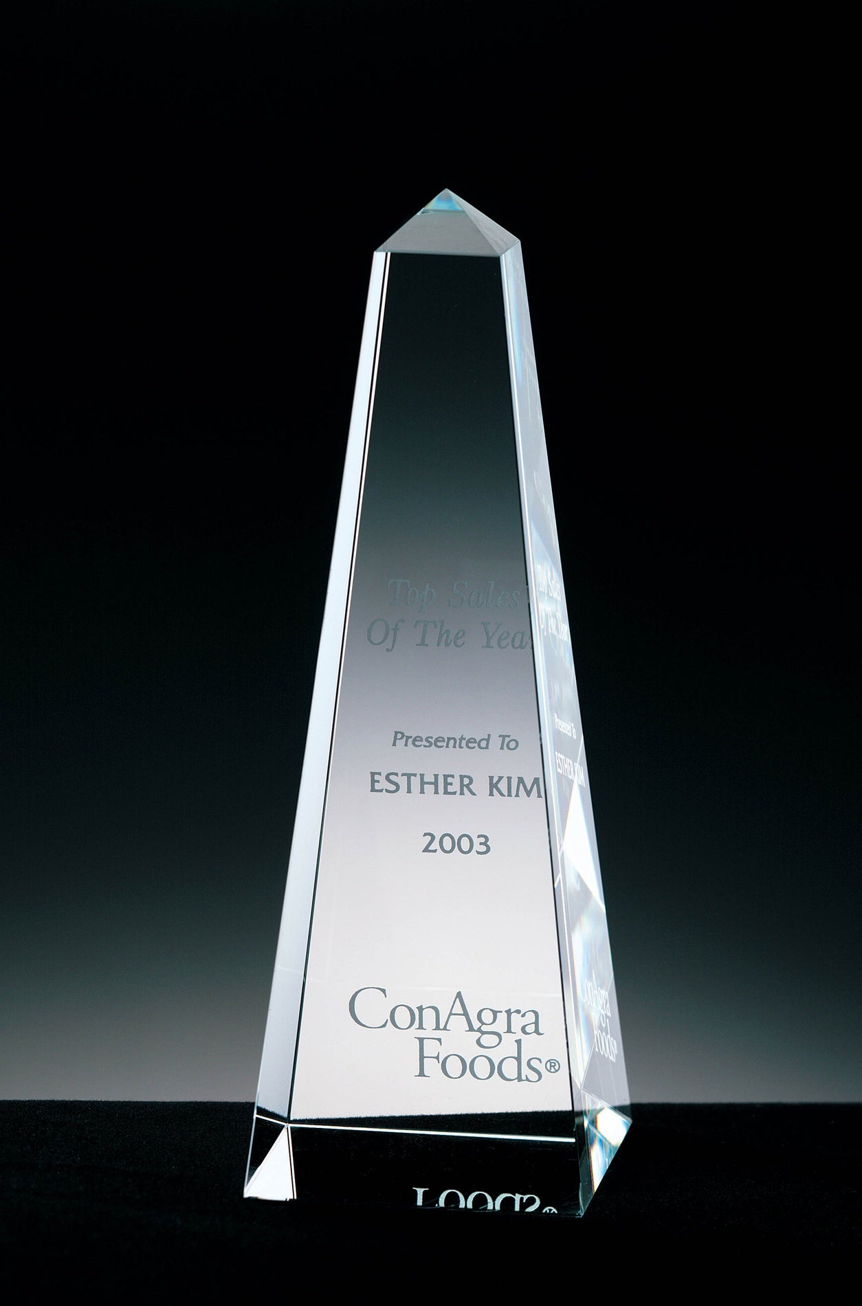 Dolmen II Medium Crystal Obelisk