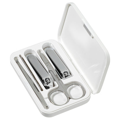 White TravelMate Manicure Kit