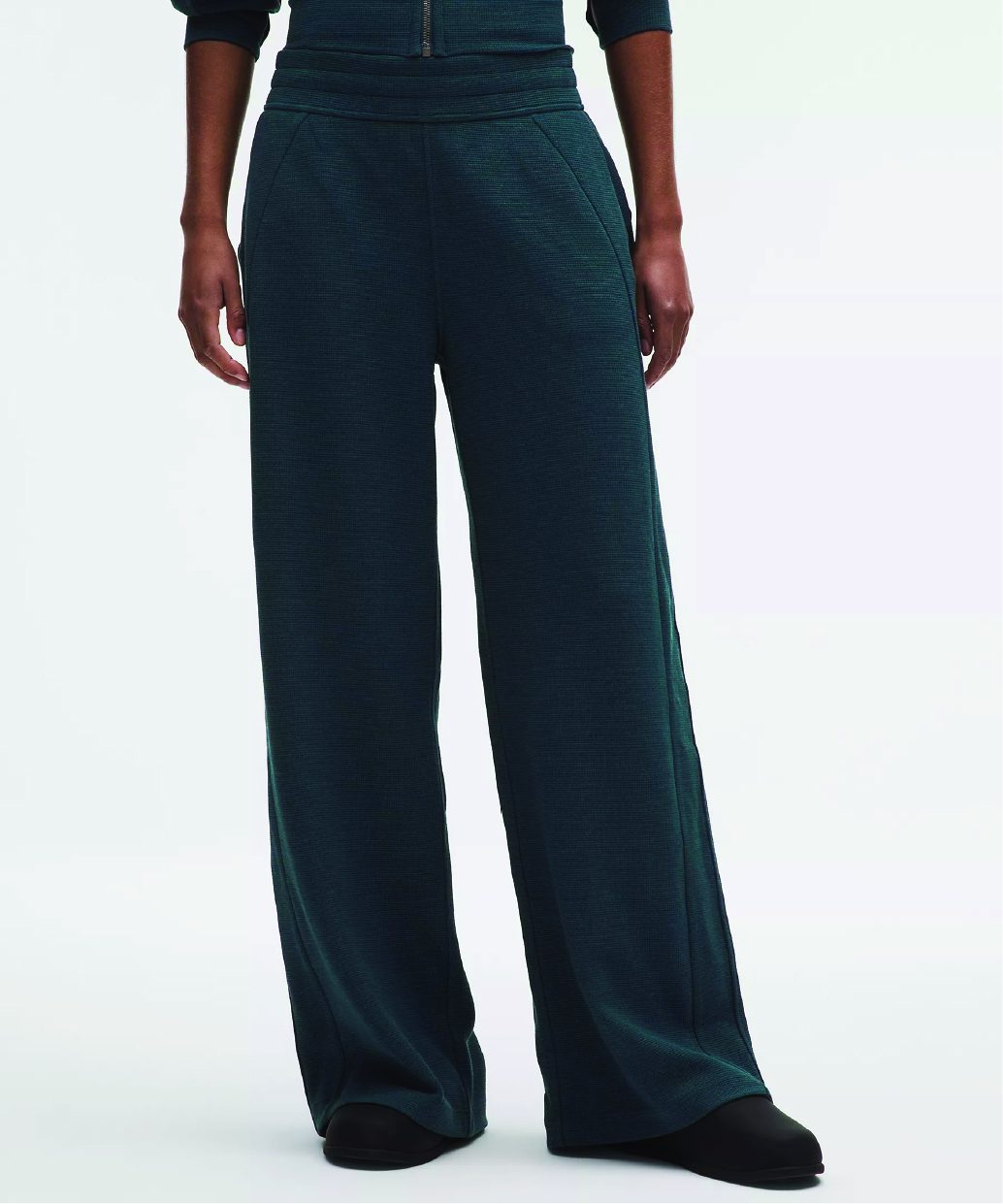 Scuba Mid-Rise Wide-Leg Pant